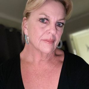 Meet your Posher, Joyce